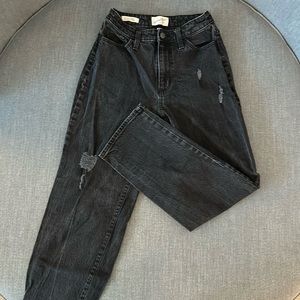 Target (Universal Thread) Curvy Straight Black Jeans Size 2/26R